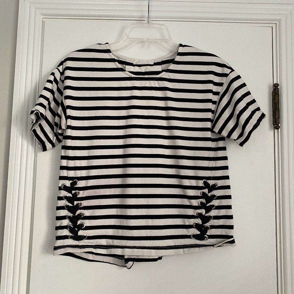 Jeanasis Women's Short Sleeve Striped Shirt Black White Size Small